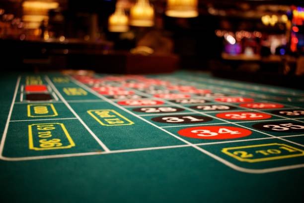 Live dealer studio with Kode Alam card game setup